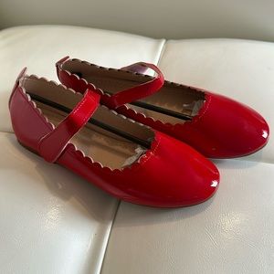 💫🌸Host Pick🌸💫🆕🎀 Girls Shiny Red Slip On Flat Dress Shoes Patent Leather